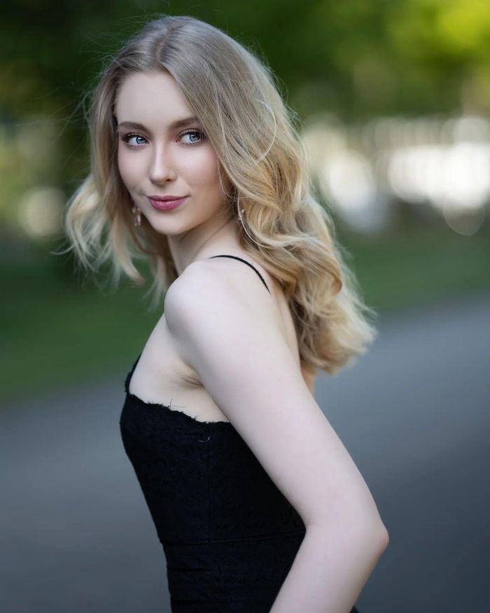 Vẻ đẹp tựa công chúa của Hoa hậu Quốc tế 2022-6