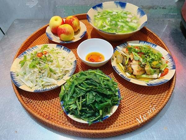 Chiều chồng hết nấc, vợ khoe loạt mâm cơm đậm hương vị miền Trung, nhìn là thấy nhớ quê nhớ Tết-7