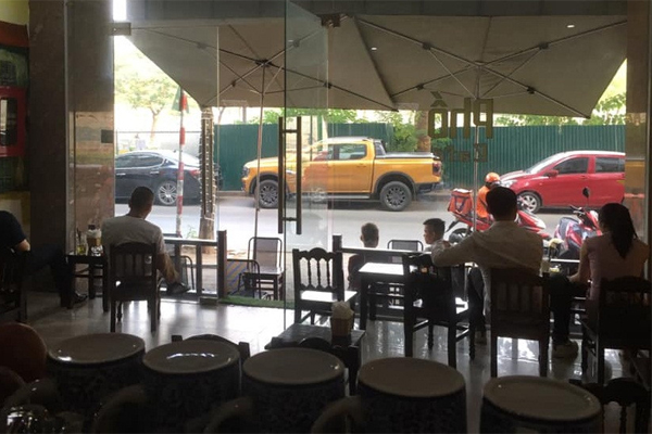 Mua lại quán cà phê đông khách ở Hà Nội, ngờ đâu dính bẫy chim mồi” giá chát-1