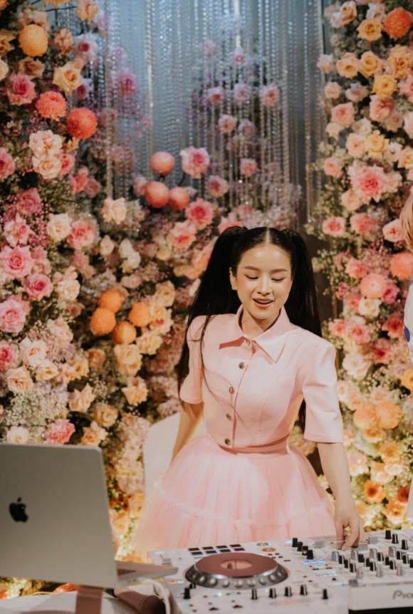 Đàm Vĩnh Hưng se duyên trong siêu đám cưới cặp đôi GenZ giàu có tại miền Tây-3