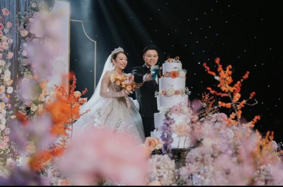 Đàm Vĩnh Hưng se duyên trong siêu đám cưới cặp đôi GenZ giàu có tại miền Tây-10