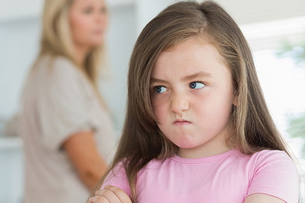 Võ Hạ Trâm cho con gái ăn chay trường vẫn phát triển vượt trội, bật mí bí quyết giúp con không sợ người lạ-4