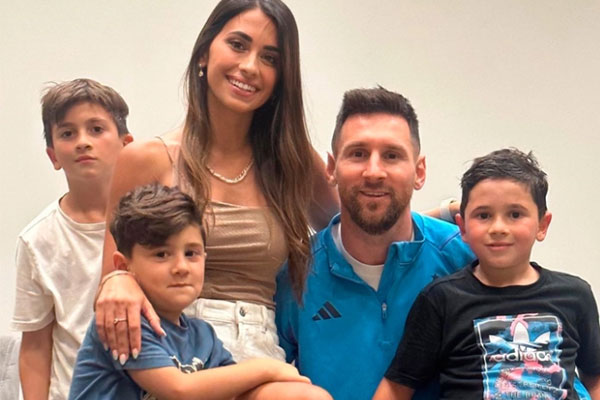 Chiều vợ như Messi: Vô địch thế giới vẫn phải ưu tiên phục vụ nóc nhà khoe cúp-6