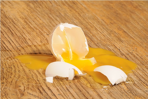 Kỹ thuật đơn giản giúp tẩy vết đồ ăn, thức uống sau tiệc Tết, vết bẩn cứng đầu cỡ nào cũng nhanh chóng bay màu-1