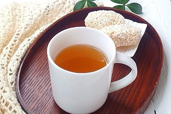 Trời lạnh làm si ro gừng mật ong phòng chống cảm cúm