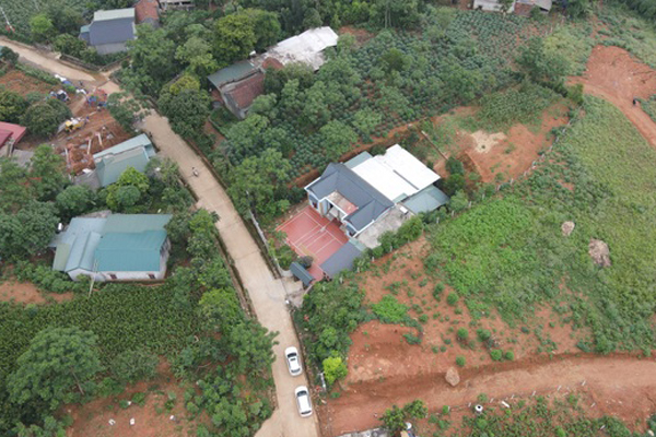 Tràn ngập thông tin bán rẻ, bán gấp nhà đất, tài sản... do thua độ bóng đá”-4