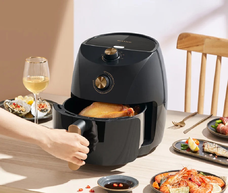 Rửa nồi chiên không dầu không cần kỳ cọ, làm cách này mỡ tự rủ nhau trôi đi hết-3