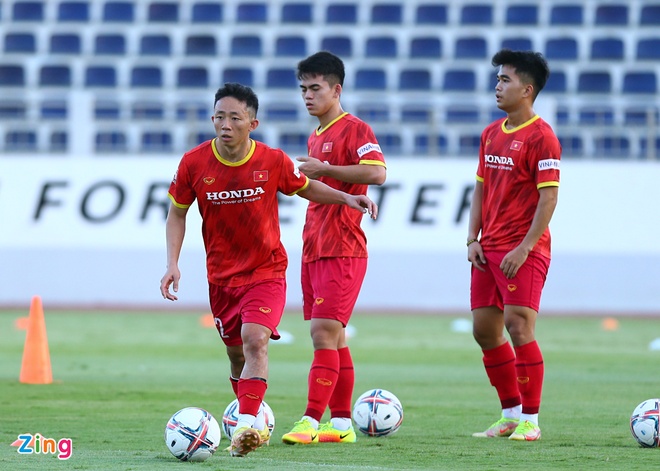 Tuyển Việt Nam loại Hà Đức Chinh trước AFF Cup-2