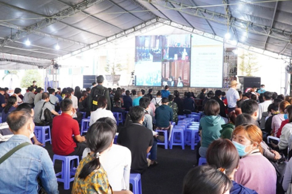 Tòa thông báo ngừng nhận đơn của bị hại trong vụ Công ty Alibaba từ trưa 16-12-3