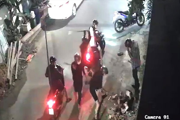 Con trai đánh cha tử vong vì mở ti vi ồn ào-2