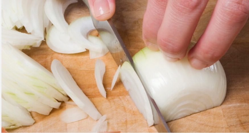 Thái nhỏ củ hành tây đem lại nhiều lợi ích, điều thứ 8 khiến bạn phải trầm trồ-1