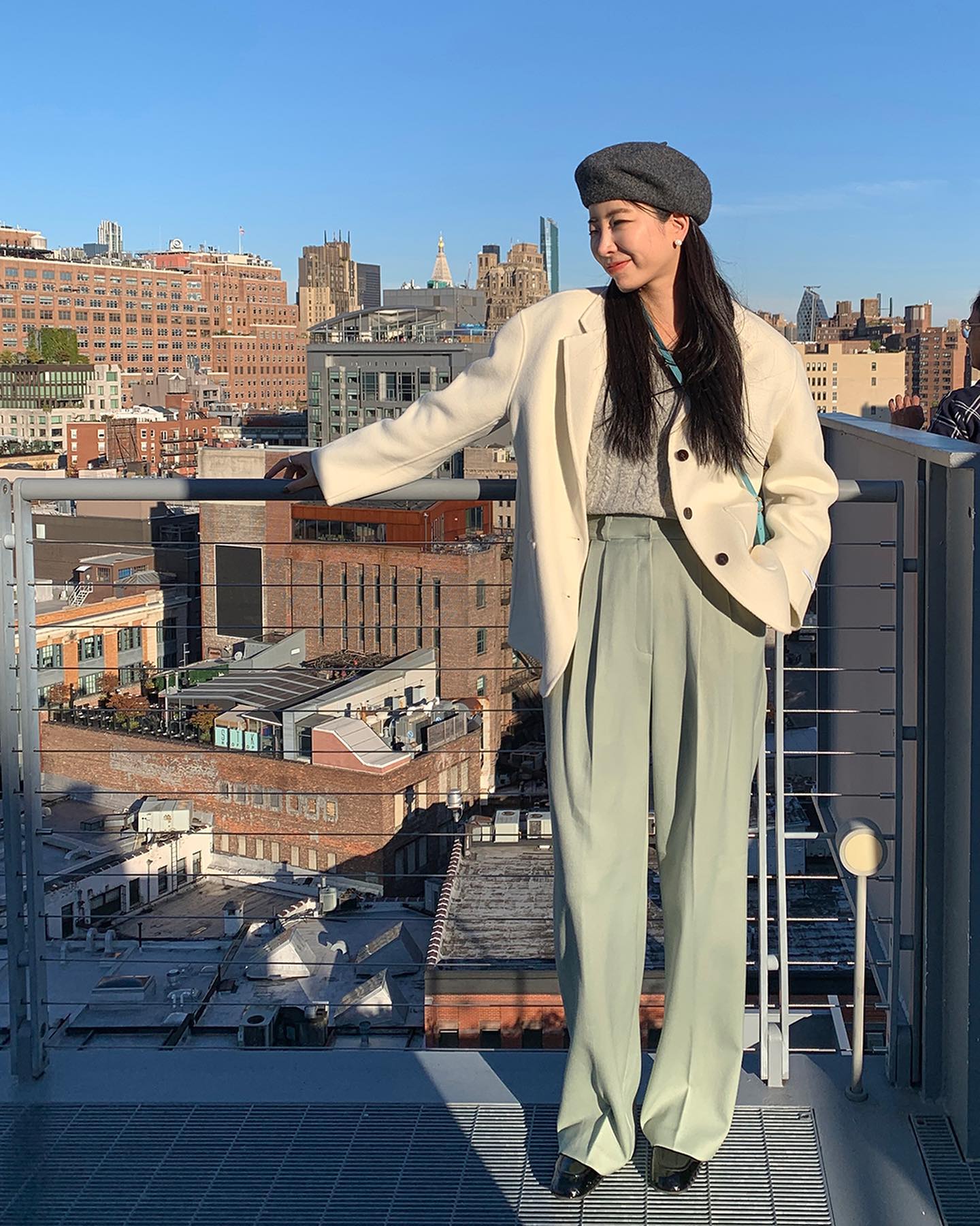 5 kiểu quần âu không bao giờ lỗi mốt-2