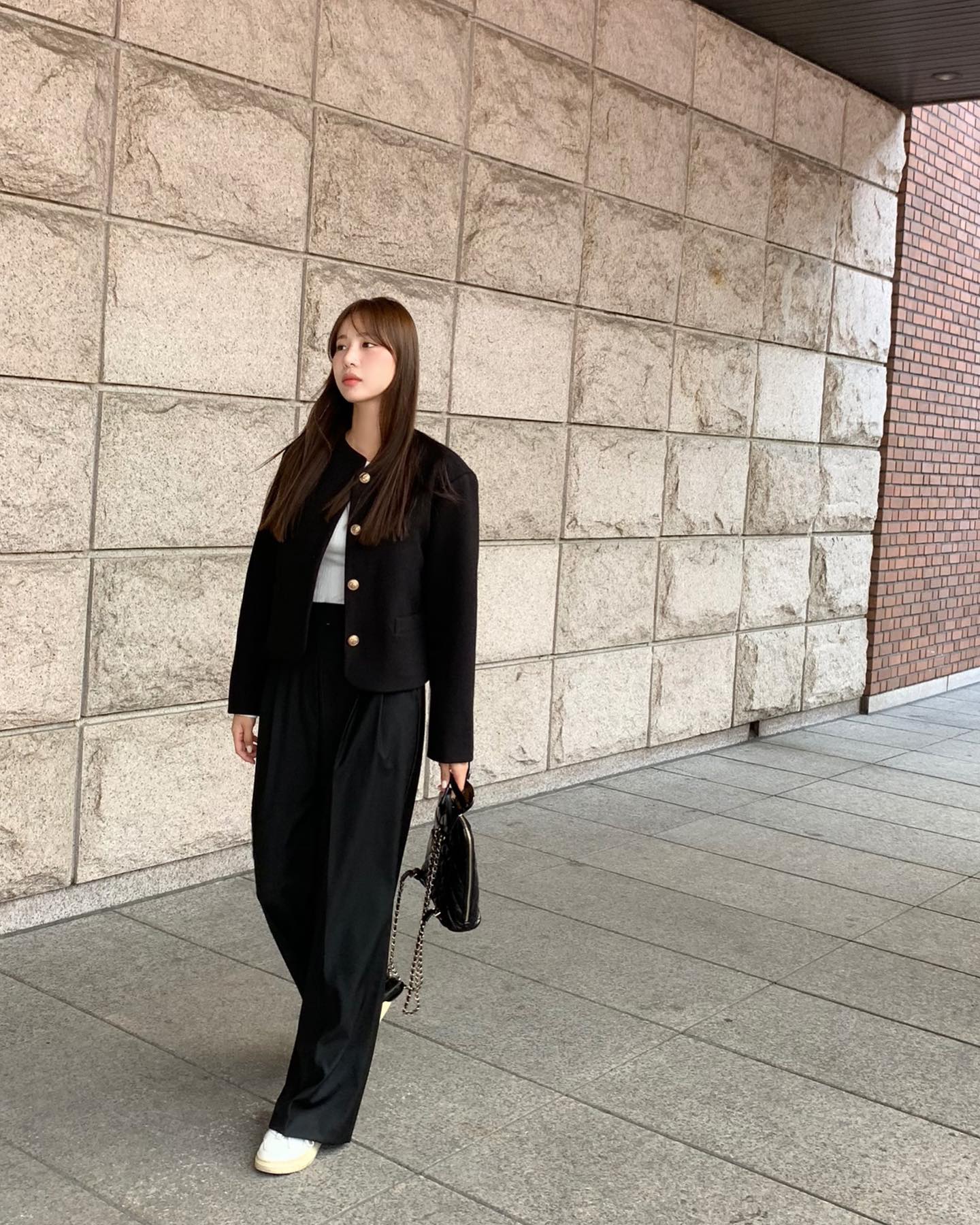 5 kiểu quần âu không bao giờ lỗi mốt-4