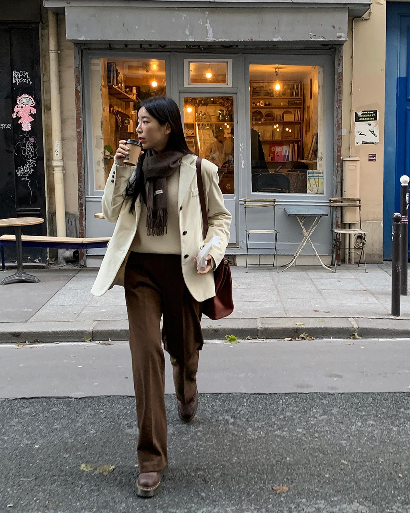 5 kiểu quần âu không bao giờ lỗi mốt-9