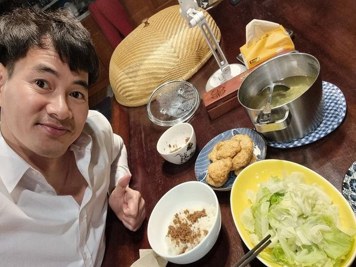 Hình ảnh đời thường làm giám đốc của nghệ sĩ Xuân Bắc-7