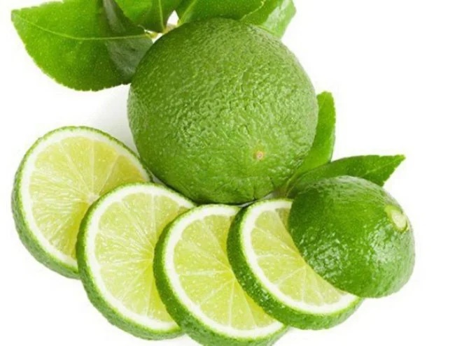 Cắt nhỏ vỏ chuối rồi thêm chút muối, chút bột giặt vào: Chỉ sau 1 đêm, gián khiếp vía, một đi không trở lại-4