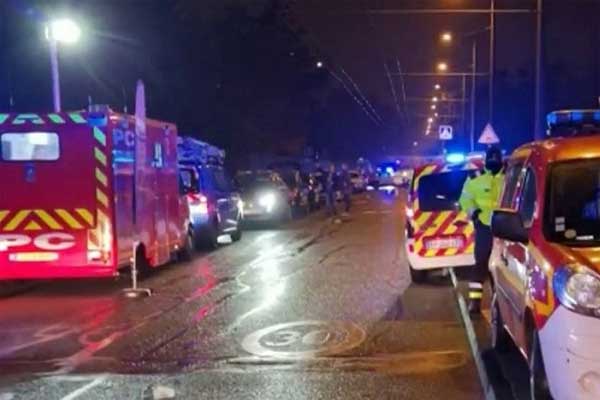 Cháy chung cư ở Pháp, nhiều trẻ em và người lớn thiệt mạng-2