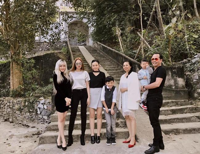 Thiều Bảo Trang bị chê vì mặc quần phản cảm trong sinh nhật cháu-3