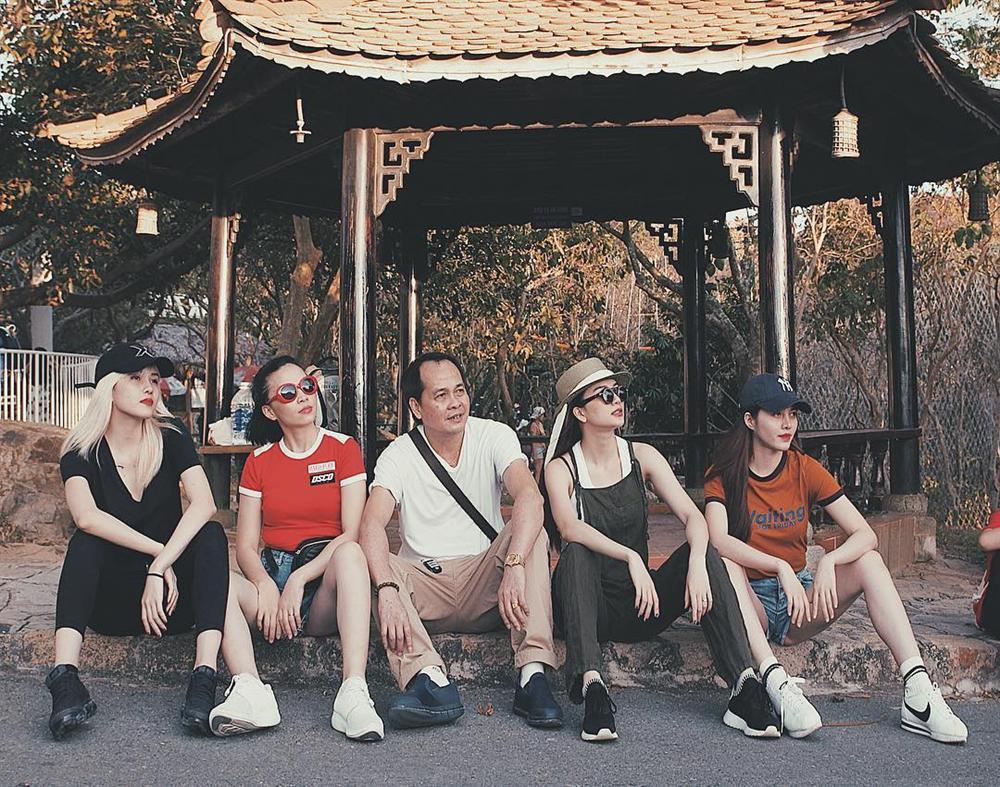 Thiều Bảo Trang bị chê vì mặc quần phản cảm trong sinh nhật cháu-6