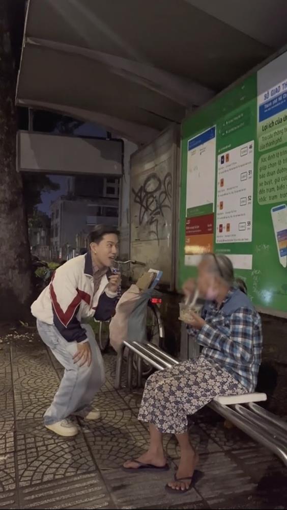 Nờ Ô Nô tiếp tục gây tranh cãi với clip làm từ thiện mới-5