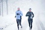 Tập thể dục khi bị cảm lạnh có nguy hiểm không?-1