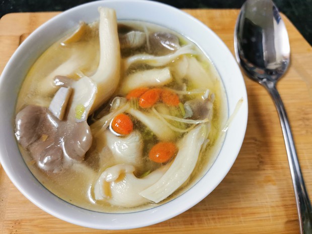 4 món ăn dù có cất tủ lạnh cũng không nên ăn lại sau khi để qua đêm-2