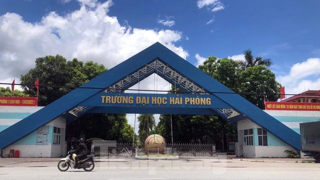 Bị yêu cầu rời khỏi ký túc ngày giá rét, sinh viên Đại học Hải Phòng khóc thét-1