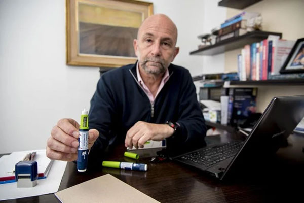 Vì sao người Argentina cuồng bóng đá đến mức ân nhân suốt đời của Messi không muốn họ vô địch?-7