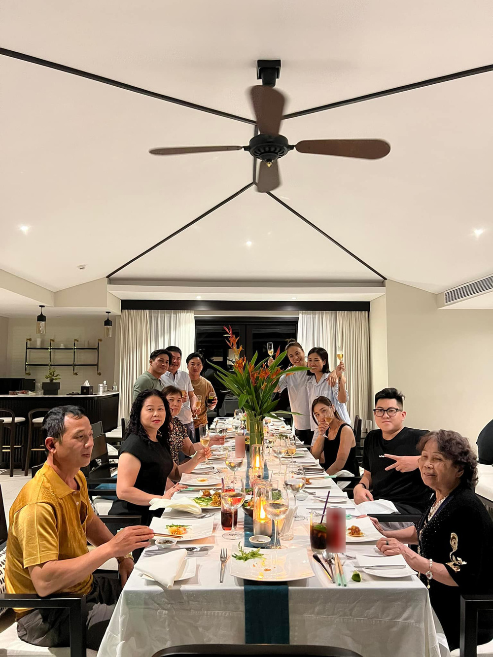 Nhà Cường Đô La đẳng cấp, nhà mẹ vợ sang chảnh không kém-6