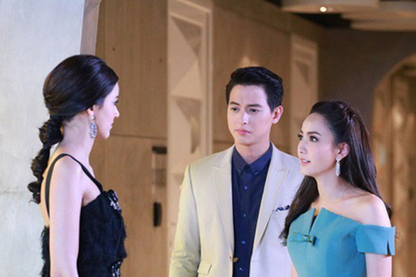 Bị phản bội và cách đối mặt của 3 người phụ nữ tiết lộ điều mà bạn nên làm khi bị lừa dối-1