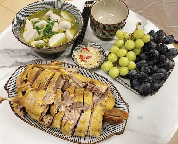 Đi làm về muộn, vợ&nbsp;vẫn tươm tất cơm ngon canh ngọt, toàn đồ ăn sạch bà ngoại gửi lên-4