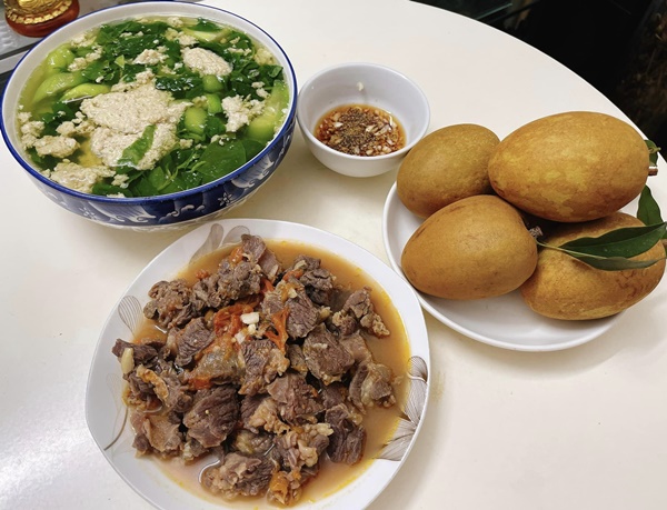 Đi làm về muộn, vợ&nbsp;vẫn tươm tất cơm ngon canh ngọt, toàn đồ ăn sạch bà ngoại gửi lên-7