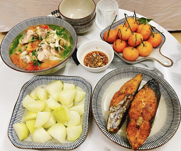 Đi làm về muộn, vợ&nbsp;vẫn tươm tất cơm ngon canh ngọt, toàn đồ ăn sạch bà ngoại gửi lên-10