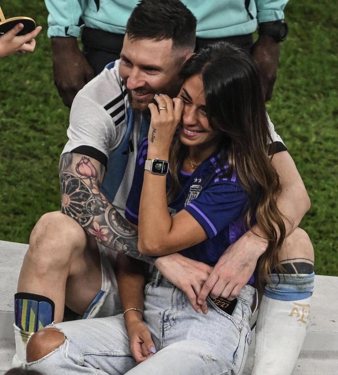 Messi và Fernando Torres: 2 nhà vô địch World Cup chung cách chọn vợ-2