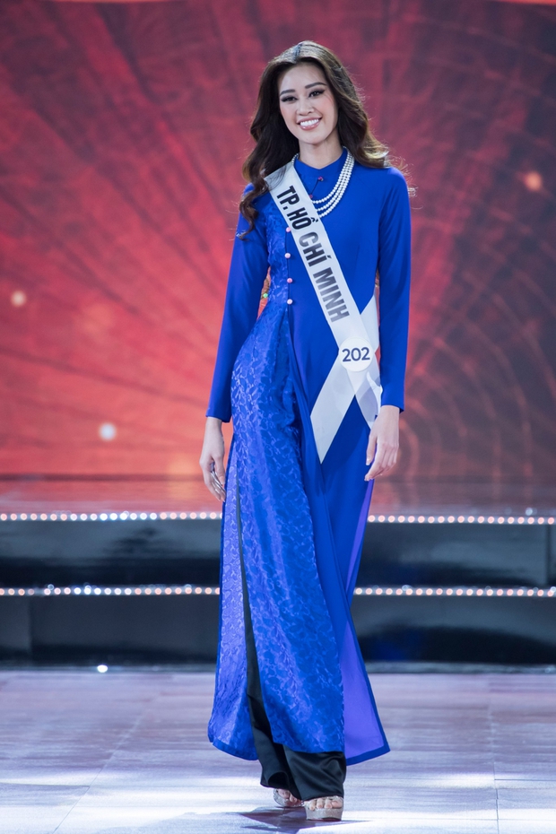 Khánh Vân: Nàng hậu diện áo dài đẹp nhất Hoa hậu Hoàn vũ Việt Nam-2