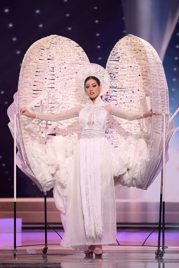Khánh Vân: Nàng hậu diện áo dài đẹp nhất Hoa hậu Hoàn vũ Việt Nam-4