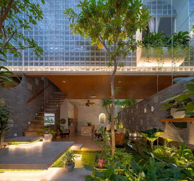 Căn nhà có 5 mảnh vườn giúp cặp đôi trồng cây, nuôi cá tuổi xế chiều-12