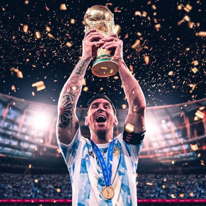 Diễn viên Bình An gây tranh cãi khi nhận xét Messi và Ronaldo trên mạng xã hội-1