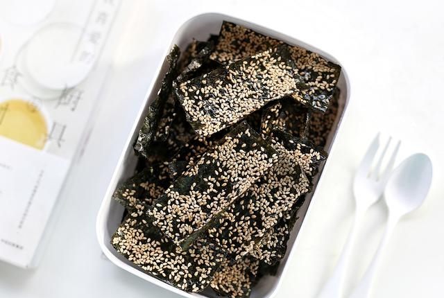 Ăn Tết vừa ngon vừa lành mạnh với rong biển tẩm vừng thơm giòn hấp dẫn-7