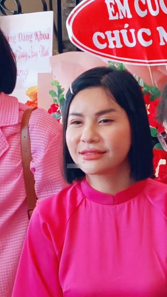 Cát Phượng bị nghi can thiệp thẩm mĩ khi xuất hiện với gương mặt khác lạ-4