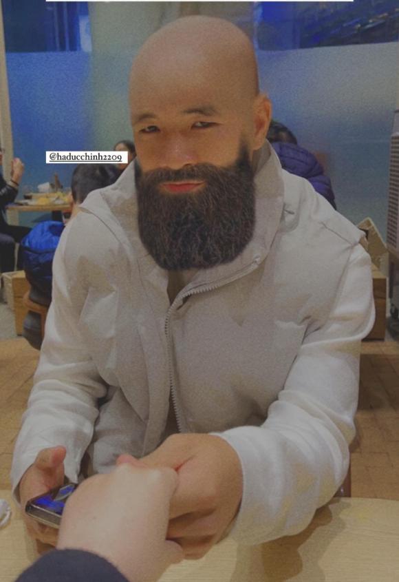 Hà Đức Chinh qua ảnh được bà xã đăng tải khiến fans không thể nhận ra-1