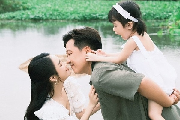 Con út khóc lóc vì không được đi dã ngoại cùng anh trai, MC Đan Lê có cách xử lý cực hay được nhiều bố mẹ đồng tình-4