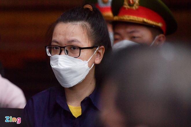 Nhân viên Alibaba từng chỉ đạo đập xe nó cho chị bật khóc ở tòa-1