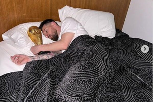 Mặt tối của ChatGPT: Những lời hứa, cạm bẫy và nỗi lo sợ-2