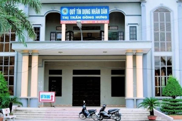 Trộm trang sức đeo trên tượng thờ đền Đức ông Hoàng Cần-2