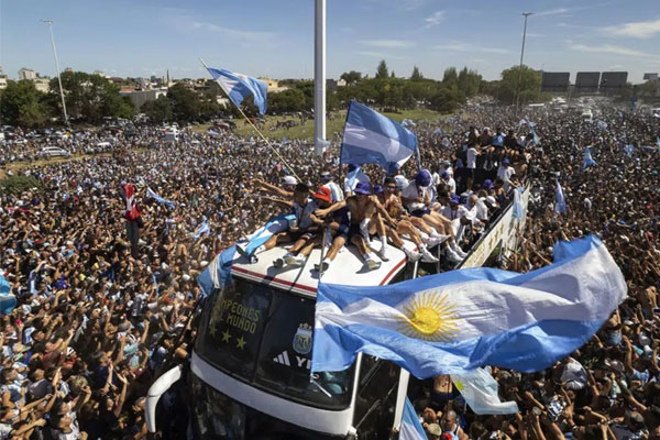 Thanh niên Ai Cập chết vì hạnh phúc sau trận thắng của Argentina-2