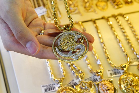 Giá vàng hôm nay 21/12: Vàng tăng mạnh, dự báo chịu áp lực vào đầu năm 2023