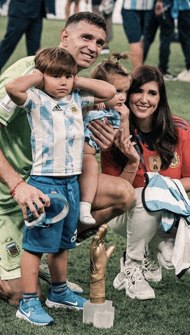 Dàn cầu thủ Argentina có tất cả: Cúp vô địch và hôn nhân đáng mơ ước-7