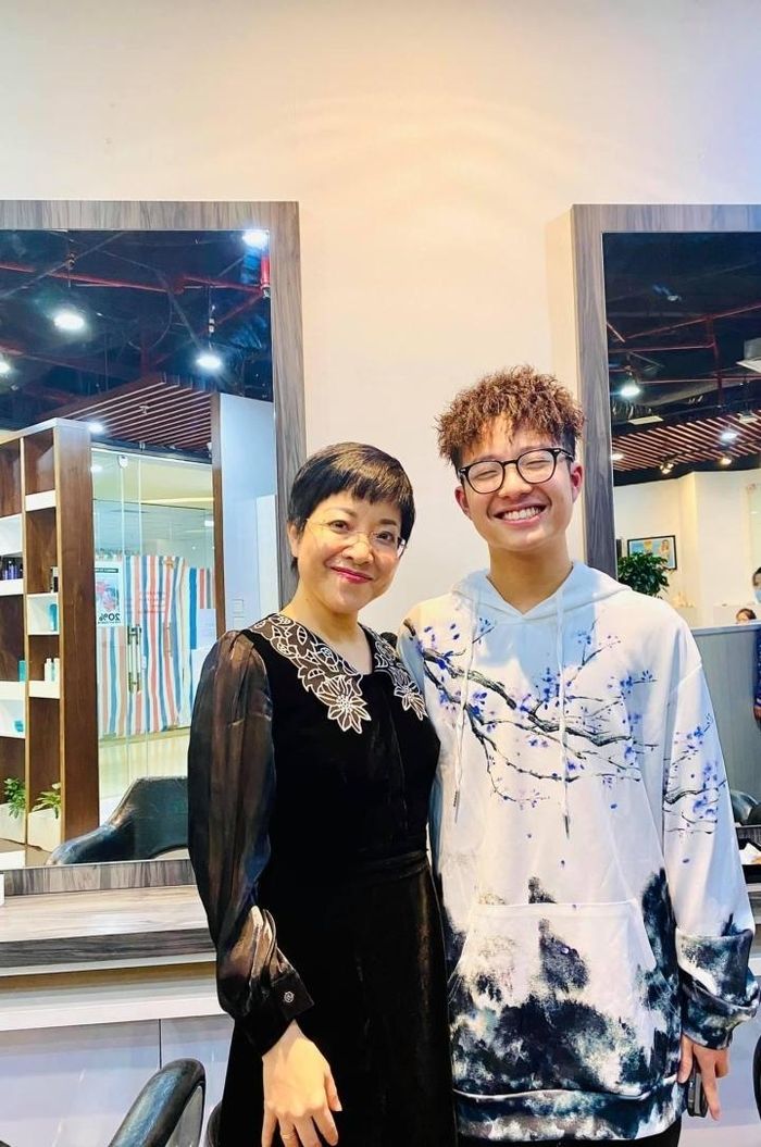 3 chàng quý tử tuổi teen cực phẩm của sao Việt: Vừa điển trai lại giỏi giang-6