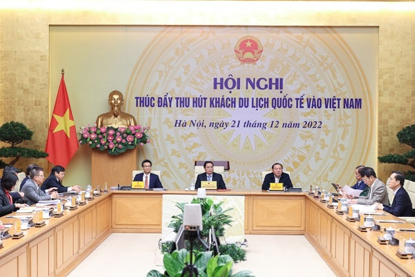 Nỗ lực đưa du lịch trở lại thành ngành kinh tế mũi nhọn-1